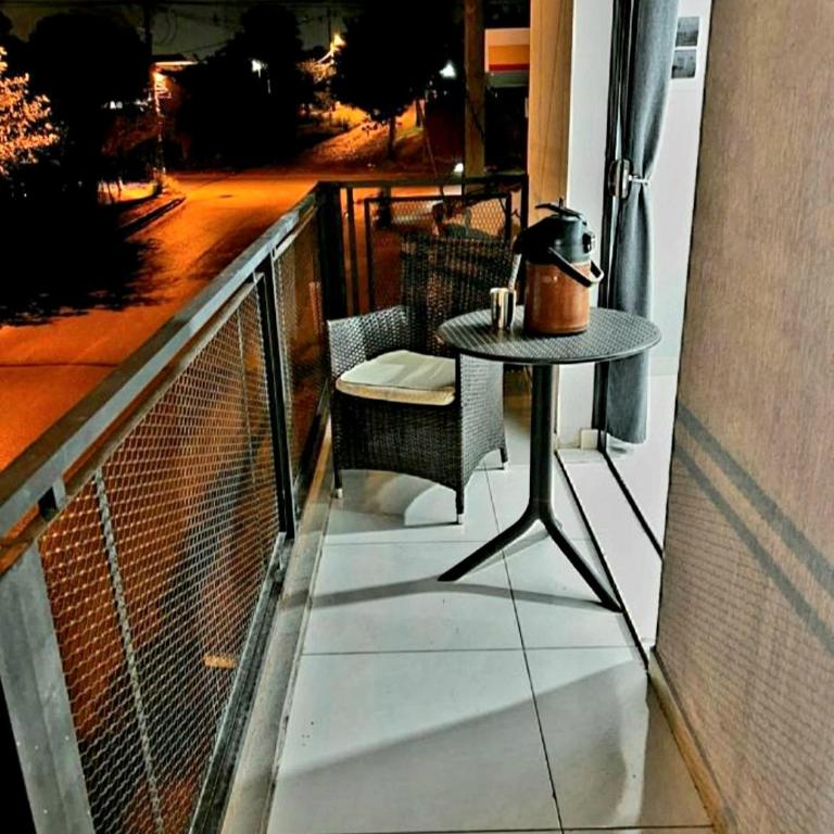 Departamento cerca del centro y aeropuerto en Luque - Apartamento de 2 dormitorios - 27