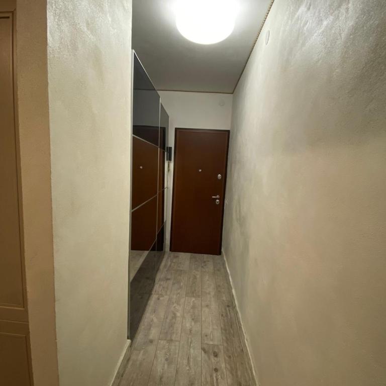 Appartamento SOLO 1 camera da letto soggiorno con angolo cottura completo e bagno Tutto ad uso esclusivo max 2 persone - Two-Bedroom Apartment - 6