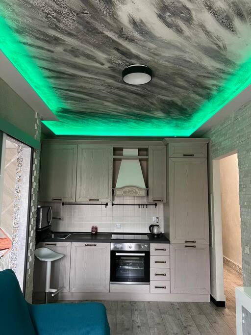 Appartamento SOLO 1 camera da letto soggiorno con angolo cottura completo e bagno Tutto ad uso esclusivo max 2 persone - Two-Bedroom Apartment - 12