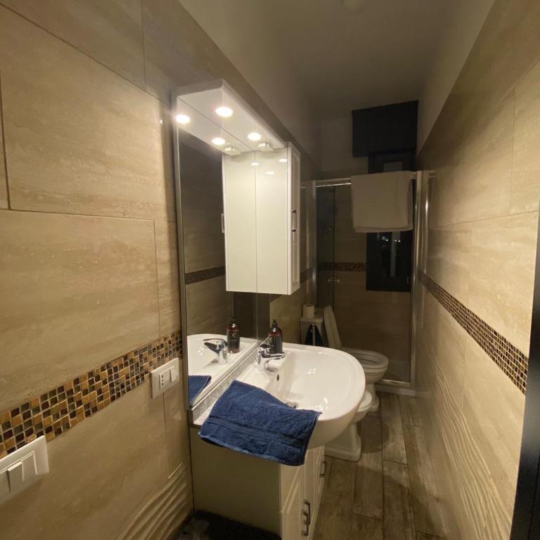 Appartamento SOLO 1 camera da letto soggiorno con angolo cottura completo e bagno Tutto ad uso esclusivo max 2 persone - Two-Bedroom Apartment - 15