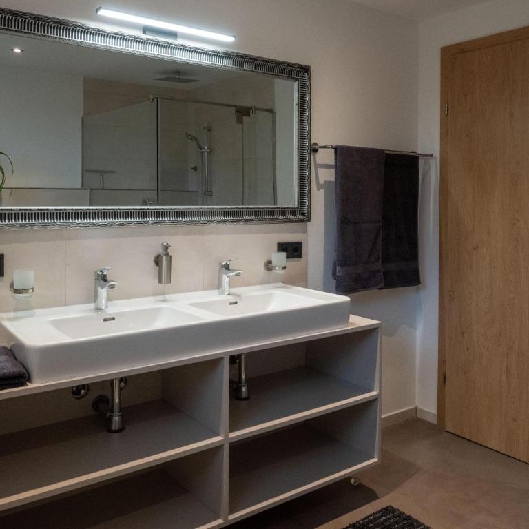 Turmhus - Appartement 2 Chambres avec Douche - 40