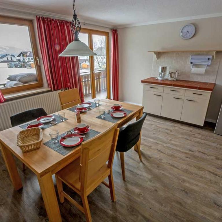 Ferienwohnung Moosbauer - Three-Bedroom Apartment - 4