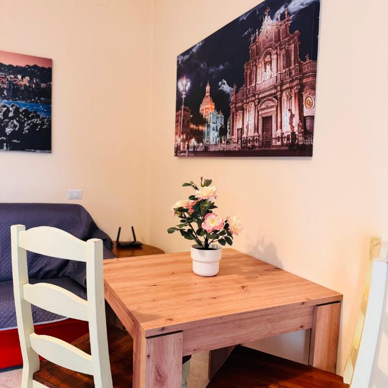 Caronda Etnea House - Appartamento con 2 Camere da Letto e Balcone - 5