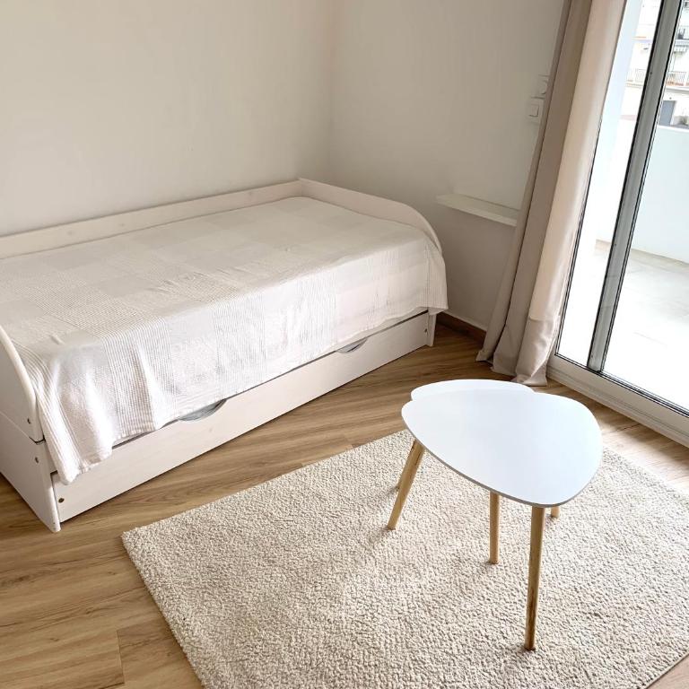 Apartamento Con Piscina - Magníficas vistas a canal - Aire Acondicionado B - Apartamento de 1 dormitorio - 11