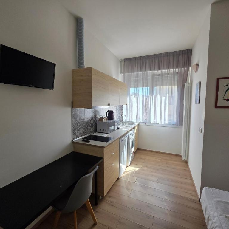 La Camera Bologna-Stazione Affittaly Rooms - Camera Matrimoniale Deluxe - 11