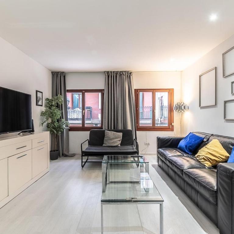 Aston - Bilbao Mercado de la Rivera in Casco Viejo - Two-Bedroom Apartment - 3