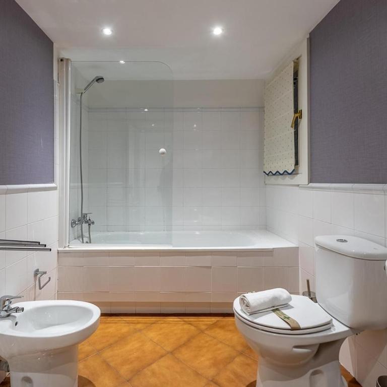 Aston - Bilbao Mercado de la Rivera in Casco Viejo - Two-Bedroom Apartment - 22