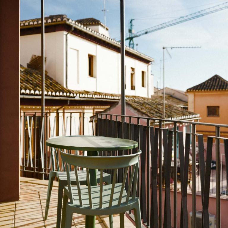 Limehome Granada Calle Lopez Rubio - One-Bedroom Comfort Apartment with Balcony - 15