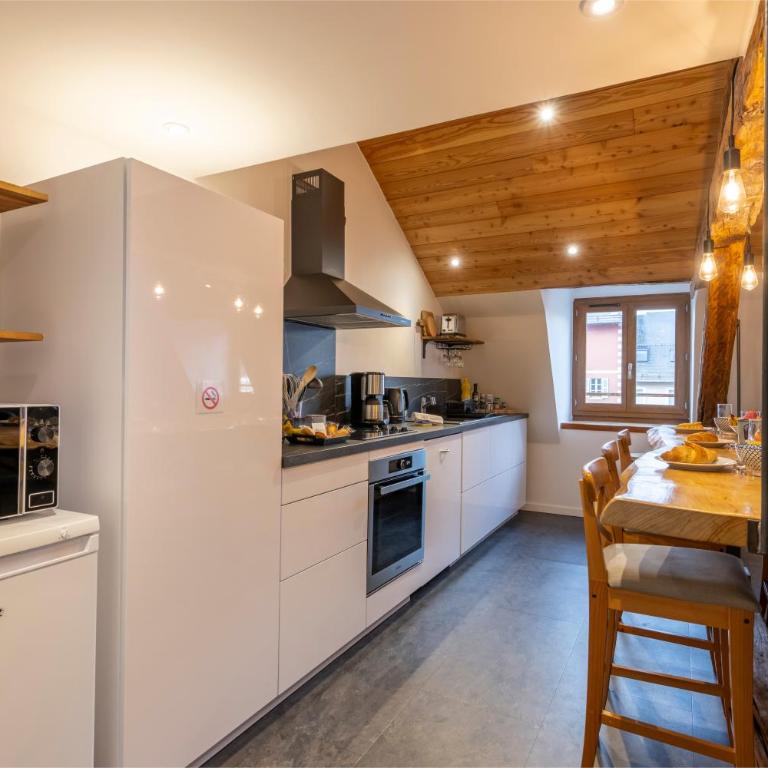 Pépite Alpine - Centre ville - WIFI - Apartment - 4