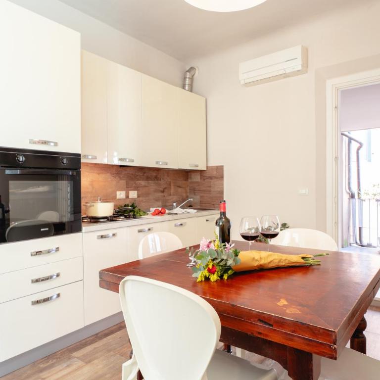 Lanfranchi deluxe apartament - Three-Bedroom Apartment - 1