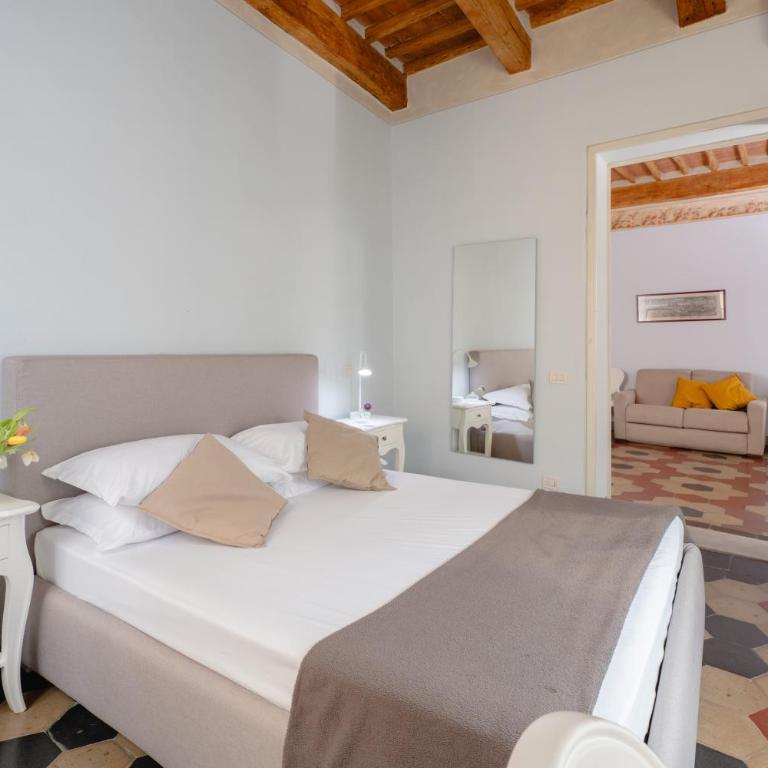 San Martino Suite - Three-Bedroom Apartment - 7