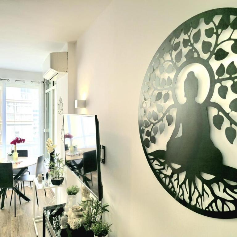 The Harmony Luxe Torremolinos City Center with FREE private parking and seasonal pool Free wifi and Netflix BY NAMASTE ELITE - Apartamento de 1 dormitorio - 33