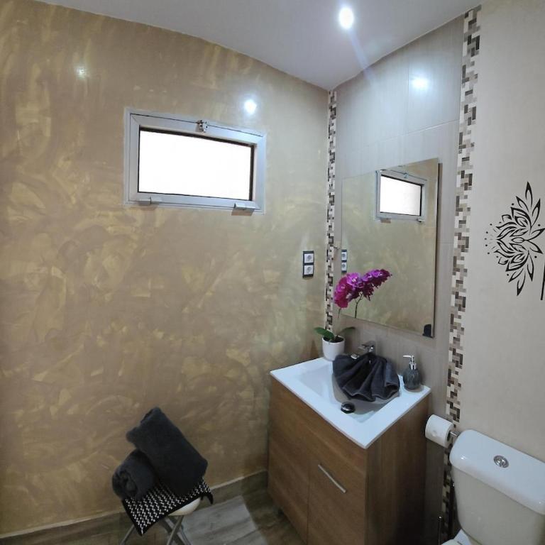 The Harmony Luxe Torremolinos City Center with FREE private parking and seasonal pool Free wifi and Netflix BY NAMASTE ELITE - Apartamento de 1 dormitorio - 12