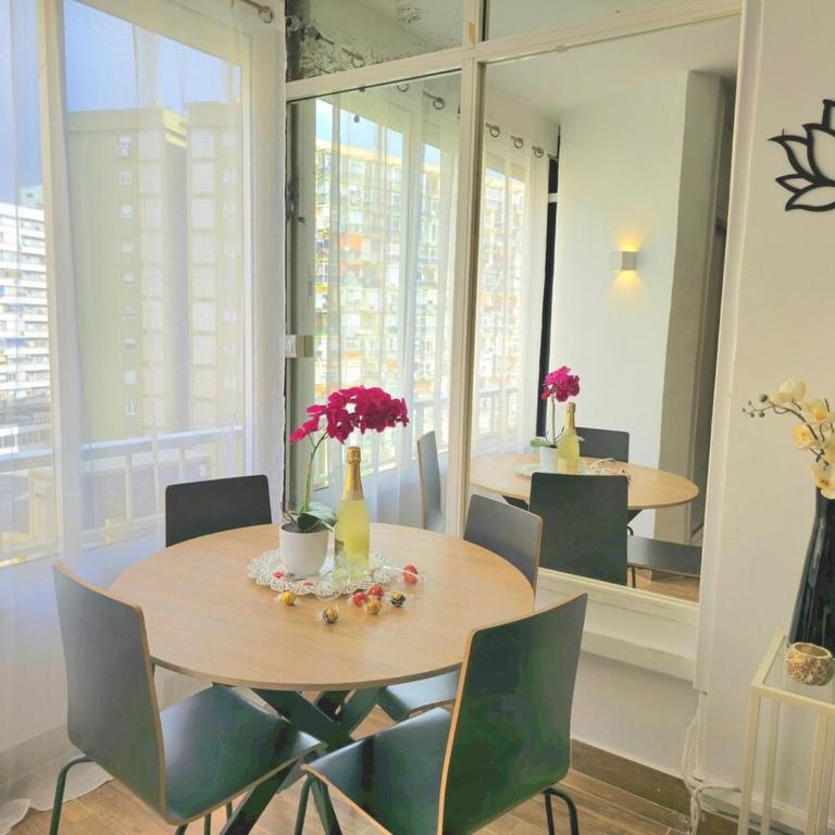 The Harmony Luxe Torremolinos City Center with FREE private parking and seasonal pool Free wifi and Netflix BY NAMASTE ELITE - Apartamento de 1 dormitorio - 30