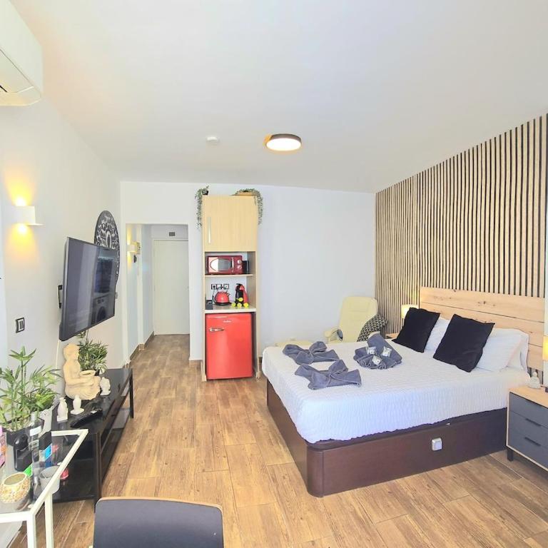 The Harmony Luxe Torremolinos City Center with FREE private parking and seasonal pool Free wifi and Netflix BY NAMASTE ELITE - Apartamento de 1 dormitorio - 49