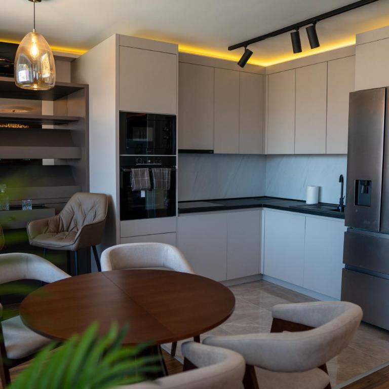 Luxury Apartment Sarajevo Tower-FREE GARAGE - Two-Bedroom Apartment - 11