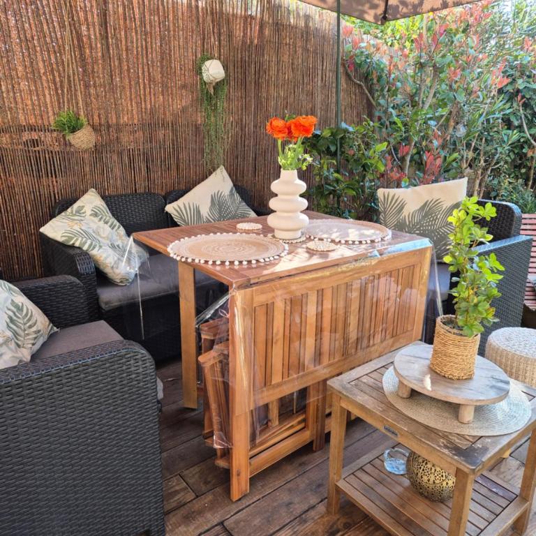 Studio cocooning - Terrasse - Jardin - Piscine - Appartement 1 Chambre - 4
