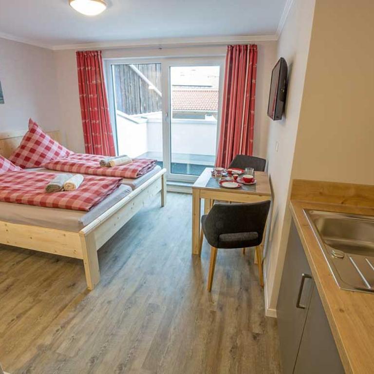 Moosbauer Hof - Double Room with Mountain View - 1