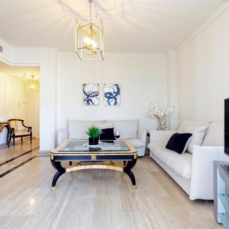 Andalucía del Mar Suite by Rent Me - One-Bedroom Apartment - 9