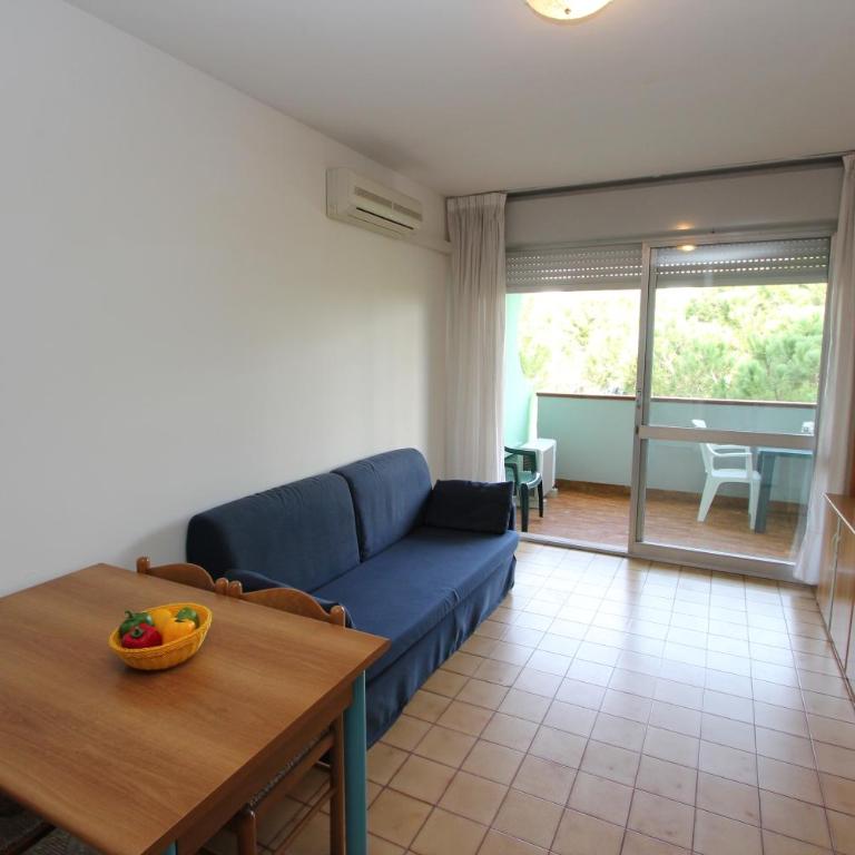Montecarlo - One-Bedroom Standard Apartment - 11
