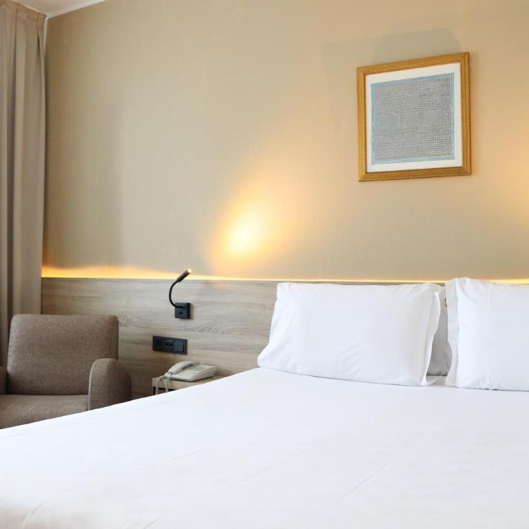 Eurohotel Diagonal Port - Standard Double or Twin Room - 5