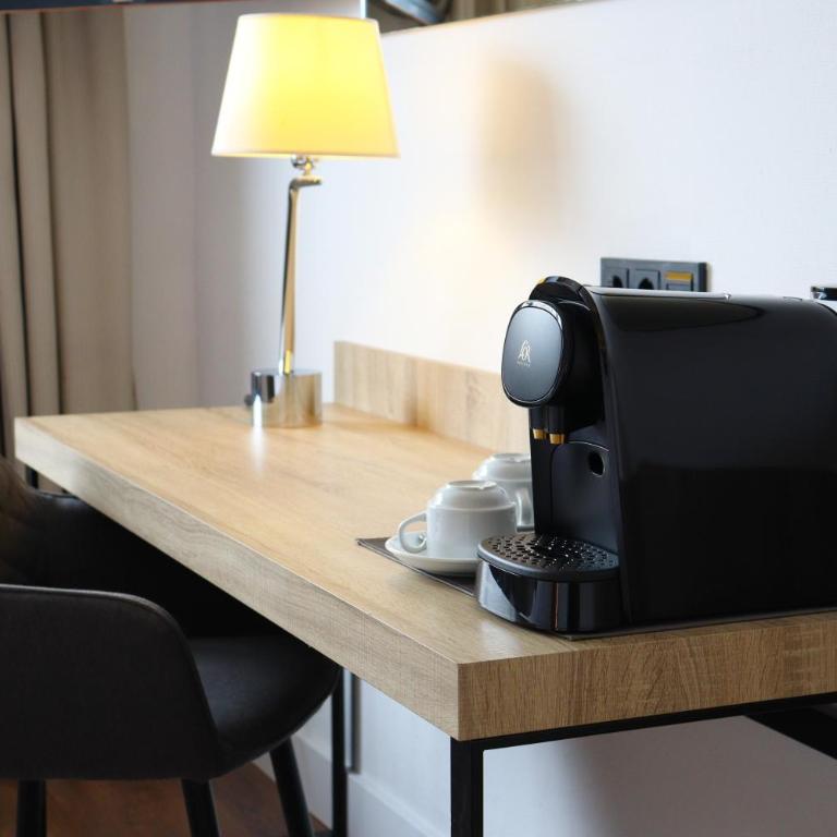 Eurohotel Diagonal Port - Superior Room with Partial Sea View - 2