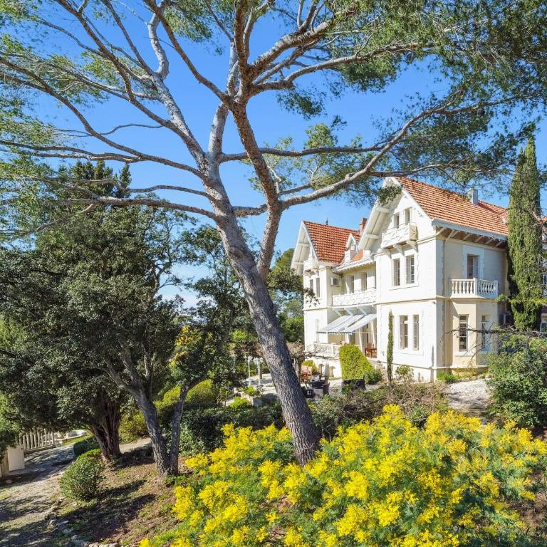 Domaine Raphael - 10 chambres, parc privé, piscine - Villa avec Piscine Privée - 3