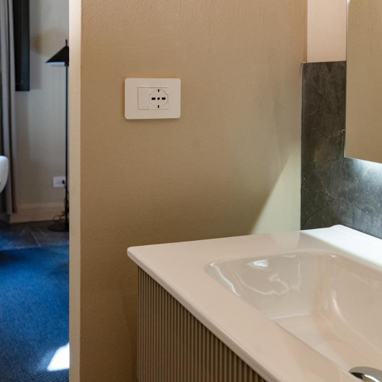 Palazzo Santa Monaca - One-Bedroom Apartment - 7