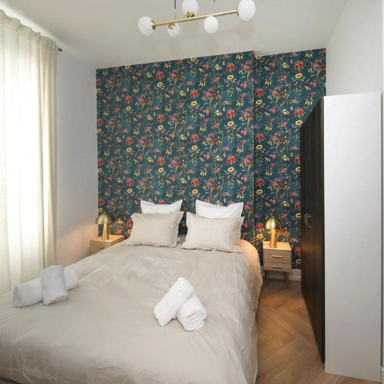LE LYNX HAUSSMANIEN appartement tout confort, climatisé avec parking privé, à deux pas du centre - Apartment - 17