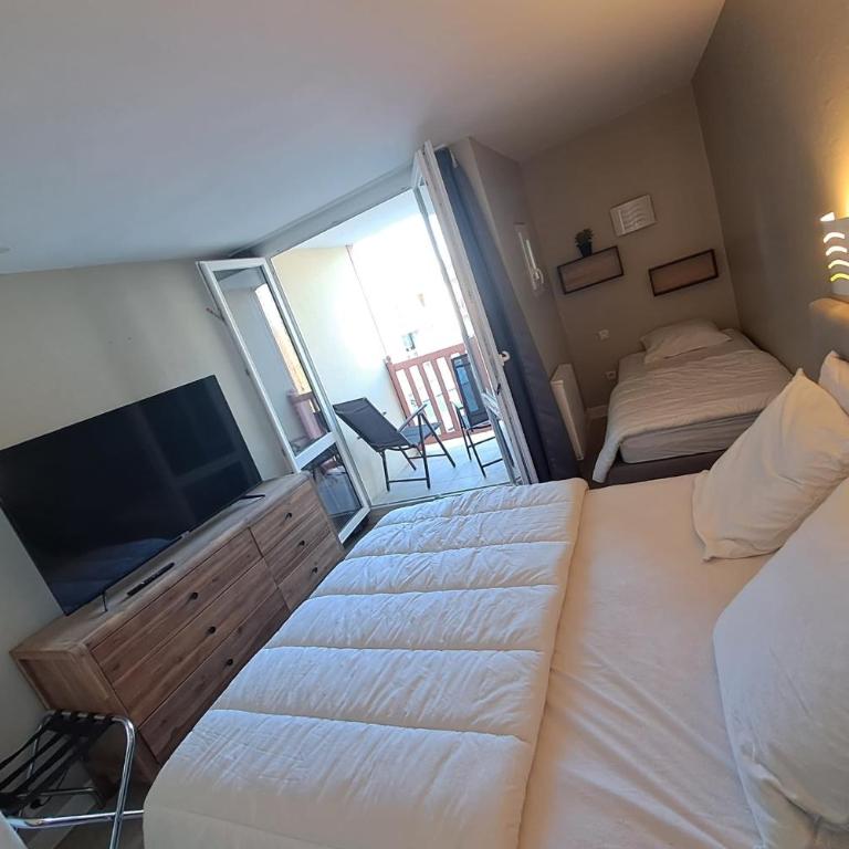 T2 apartment in residence with pool - Appartement - 5