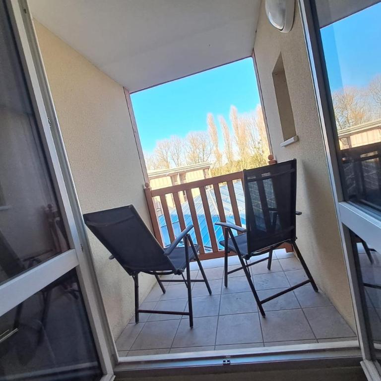 T2 apartment in residence with pool - Appartement - 8