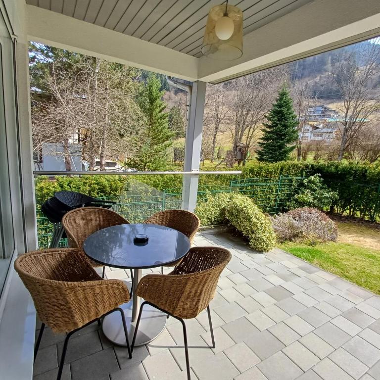 Falcon Lodge Kaprun Kitzsteinhorn - Steinbock Lodges - Ferienhaus - 1