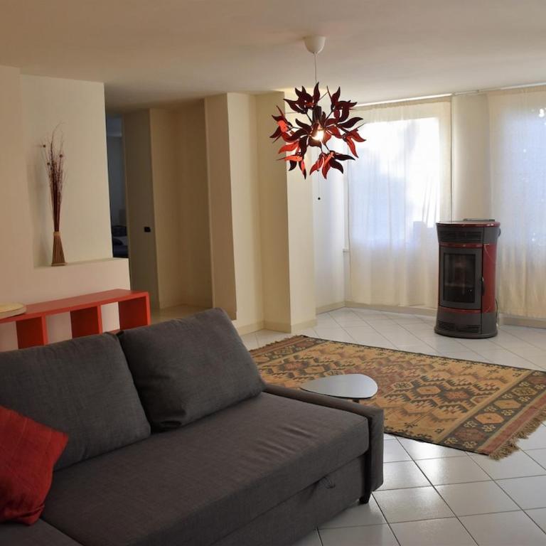 La Tana del Riccio - bilocale con giardino e Jacuzzi sulla collina di Aosta - Appartamento con 1 Camera da Letto - 6