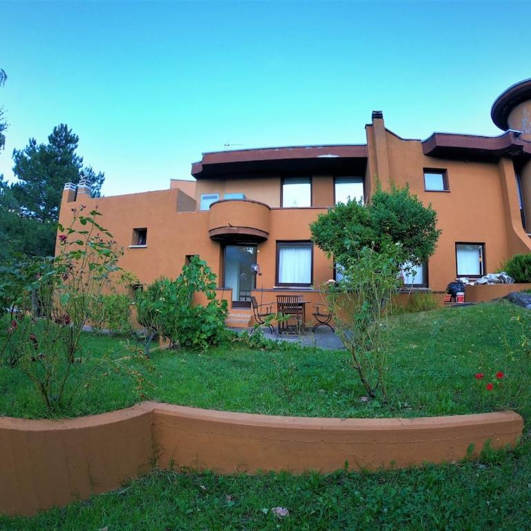 La Tana del Riccio - bilocale con giardino e Jacuzzi sulla collina di Aosta - Appartamento con 1 Camera da Letto - 35