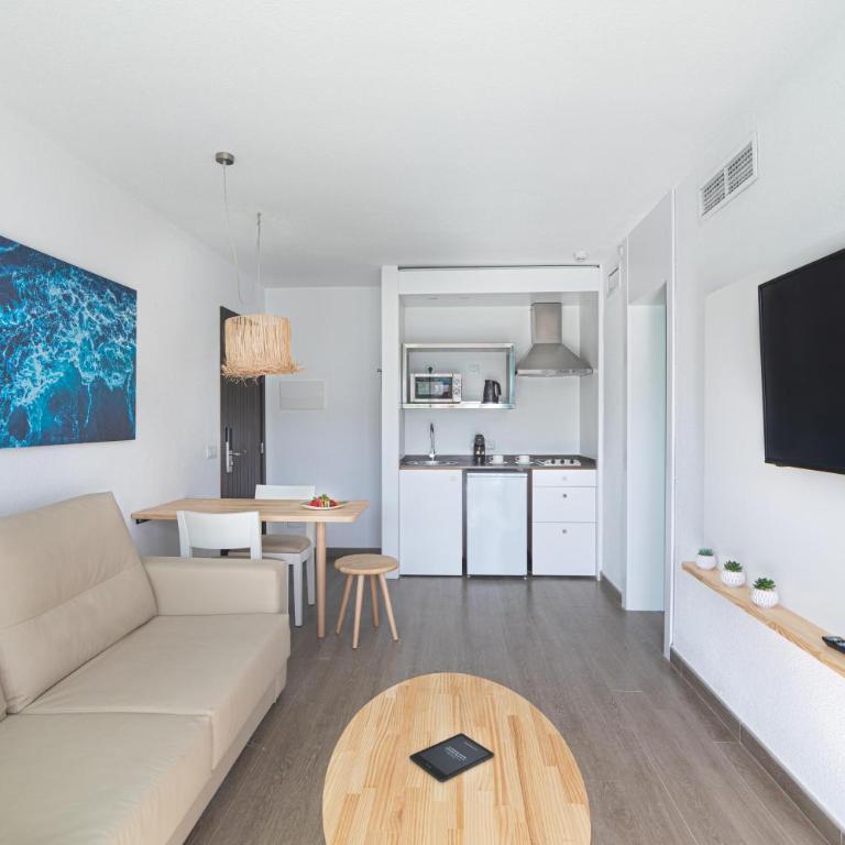 MarSenses Puerto Pollensa Hotel & Spa Adults Only - Suite con vistas a la piscina - 3