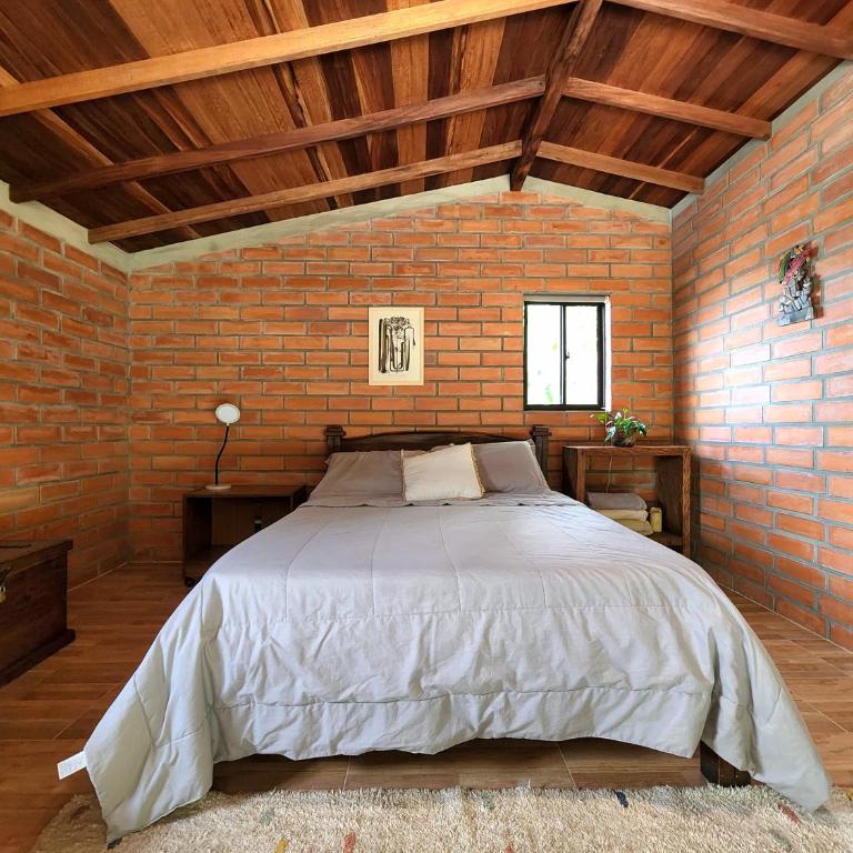 Casa Nutabe - Casa de Campo en Girardota cerca a Medellín - Casa de 3 dormitorios - 24