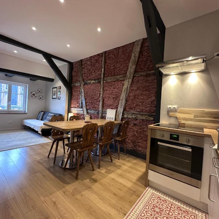 B'm Gretel - Duplex 4 pers - Vue Cathédrale - Centre Historique - Apartment mit 2 Schlafzimmern - 5