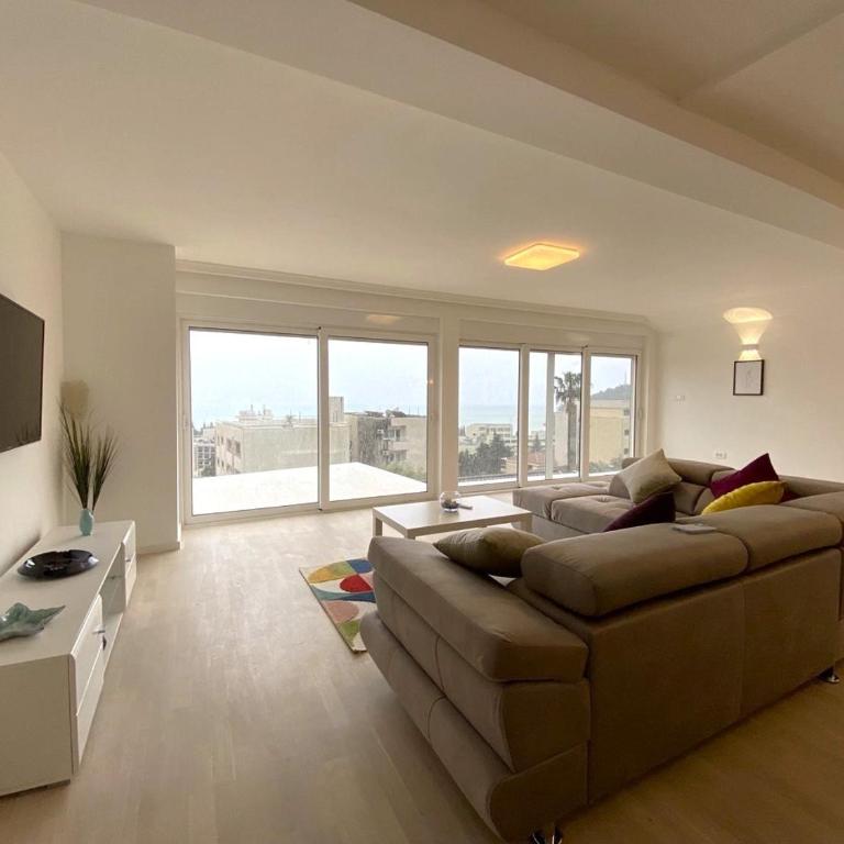 Apartments Marina - One-Bedroom Apartment with Sea View and Balcony - 8