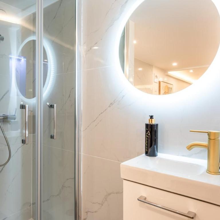 Appartement d'exception avec Jacuzzi et AC - 6P-1 - Appartement 2 Chambres - 9