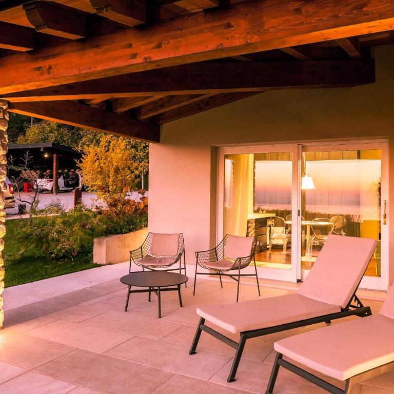 Quercia Belvedere Relais - Suite mit Terrasse und Seeblick - 10