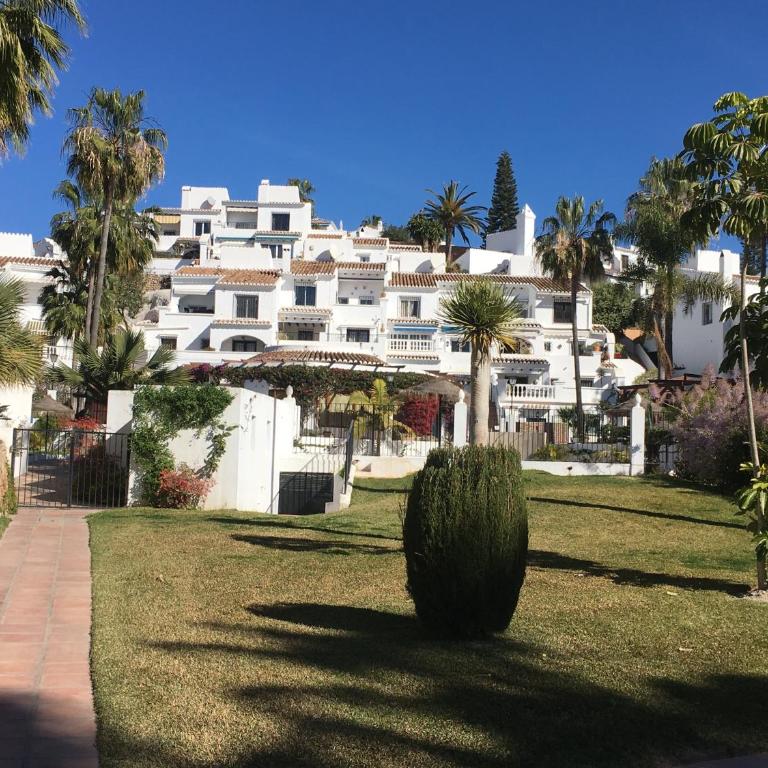 Stunning 3 bedroom villa with sea views - Casa Unifamiliar de 3 dormitorios - 17