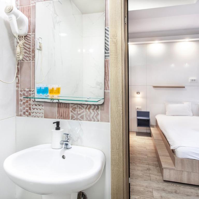 Villa ARS - Trokrevetna Soba - 6