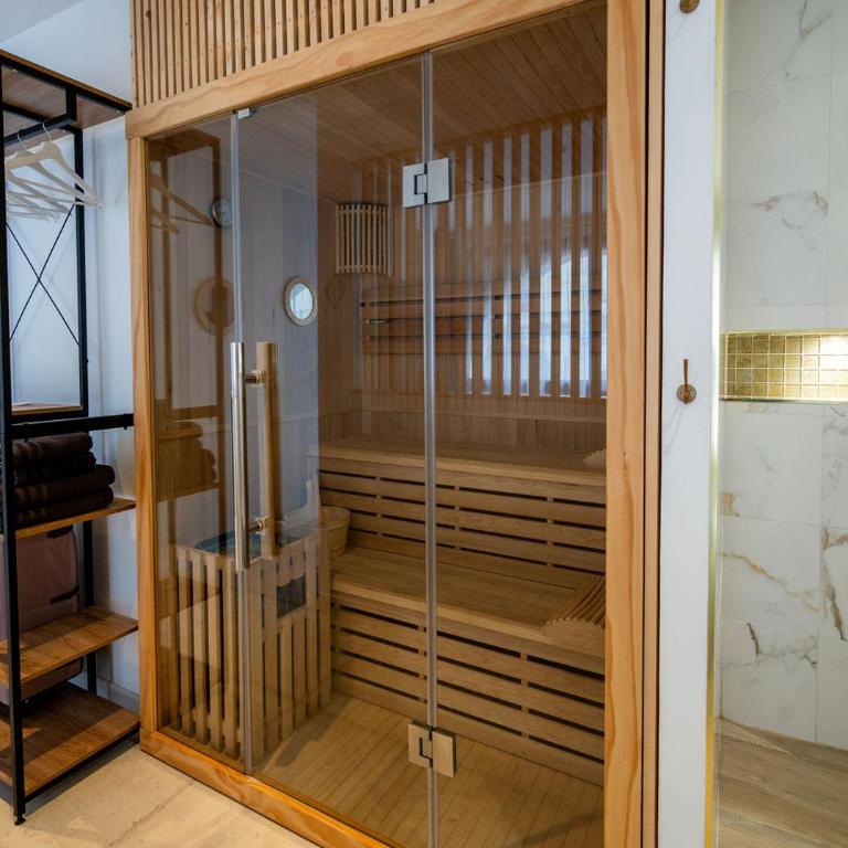 Bordeaux cosy home - Centre ville - proche Tourny - studios et T2 - Apartment with Sauna - 51