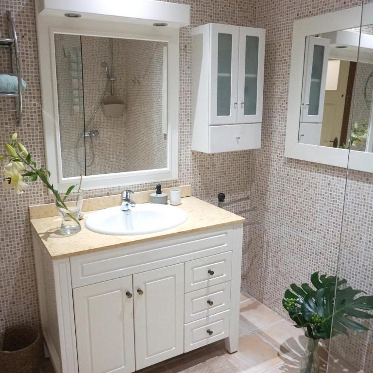 Villa CD30 with private heated pool - Villa - 65