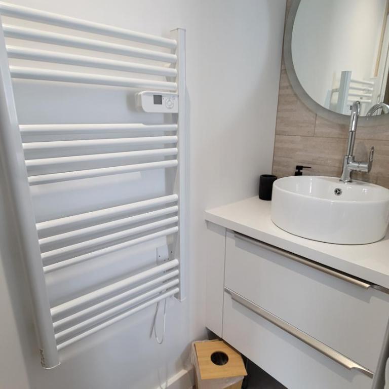 Le PRESTIGE du SANCTUAIRE - Three-Bedroom Apartment - 22