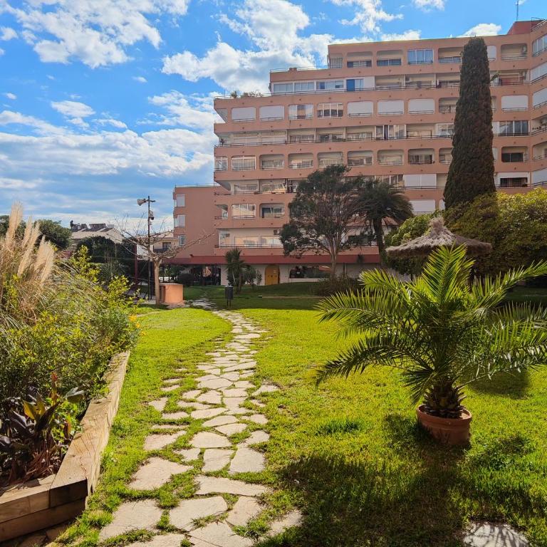 Seaview Heights Suite in Roses - One-Bedroom Apartment - 22
