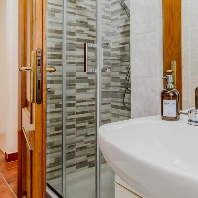 GuestHost - Bright Apt near La Pelosa beach, WiFi & parking! - Appartamento con 2 Camere da Letto - 18