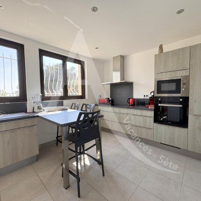 MAISON 3 CHAMBRES MONT SAINT CLAIR - Villa 3 Chambres - 11