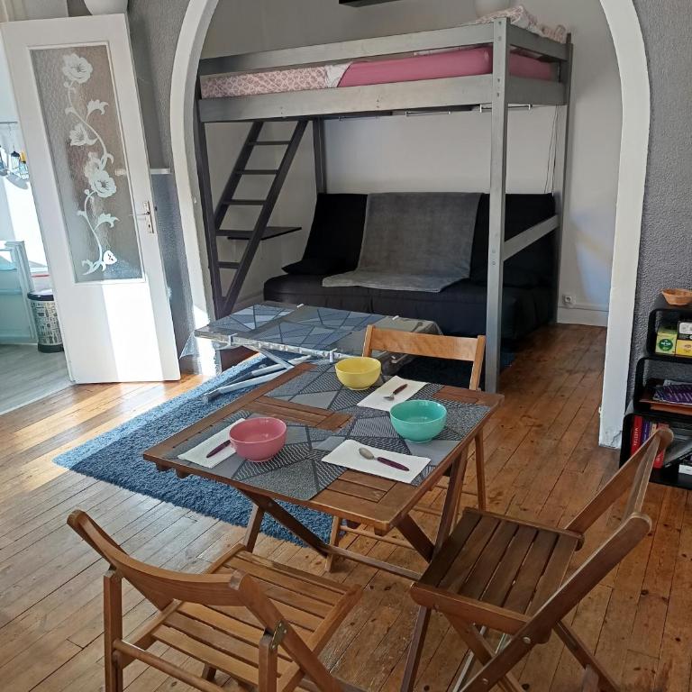 Charmant studio climatisé centre Villefranche sur mer - Appartement 1 Chambre - 10