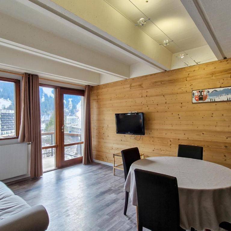 Appartement Confortable, Proche Pistes & Commerces, Balcon - Appartement 1 Chambre - 2